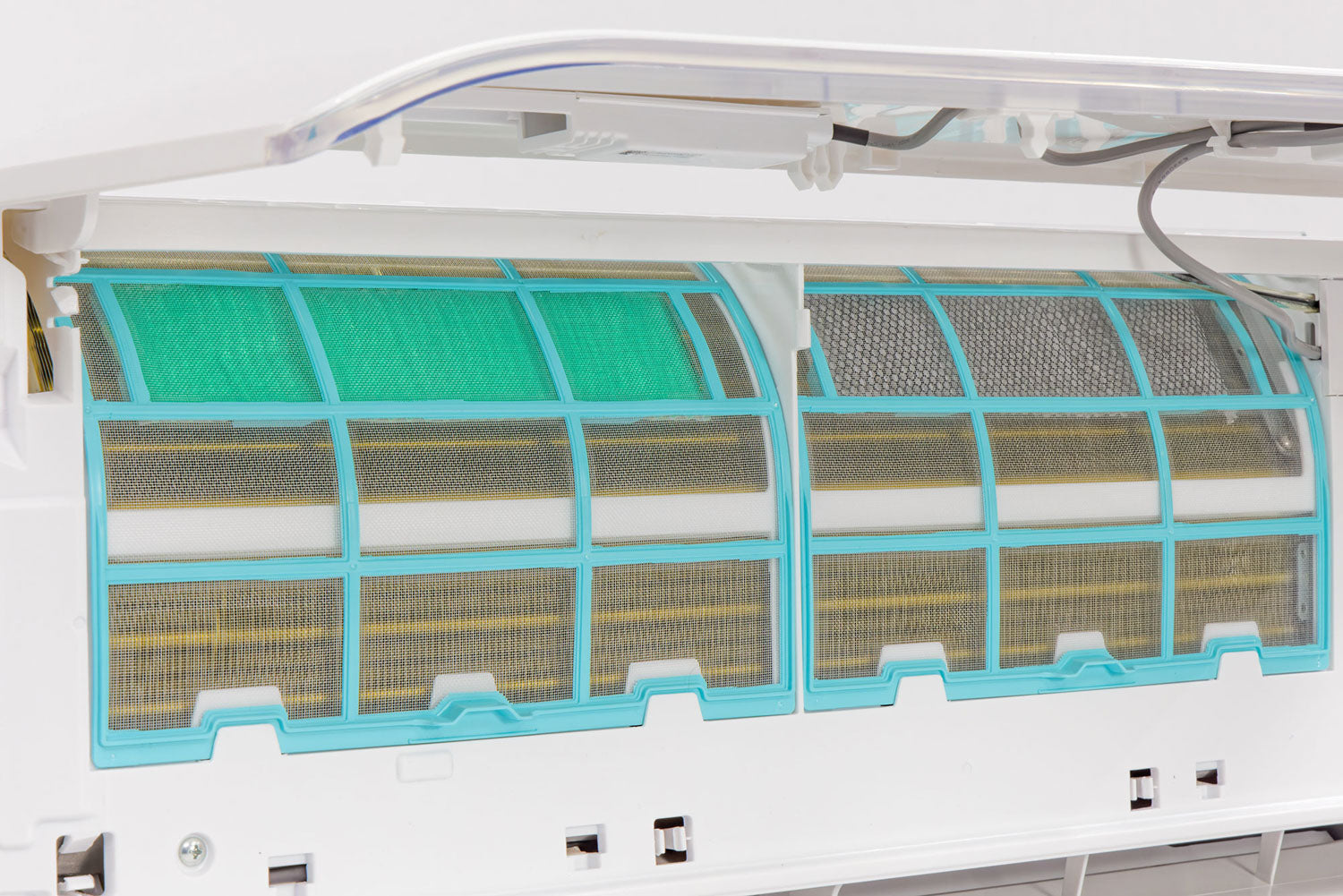 AIRE ACONDICIONADO DE DISEÑO VIVAX R+ ACP-09CH25AERI+ R32