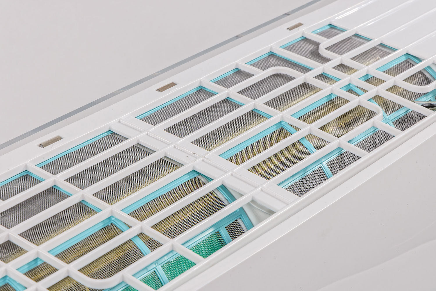 AIRE ACONDICIONADO DE DISEÑO VIVAX R+ ACP-09CH25AERI+ R32