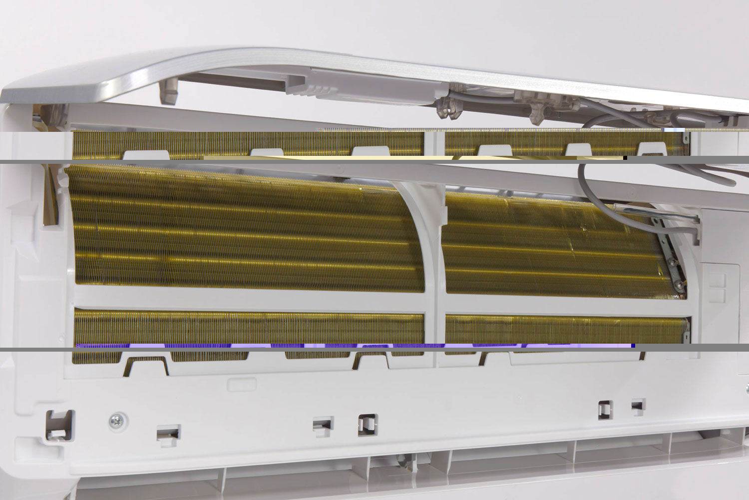 AIRE ACONDICIONADO DE DISEÑO VIVAX R+ ACP-09CH25AERI+ R32 PLATA